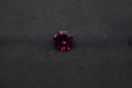Grenat rhodolite, rond, 1.12 cts