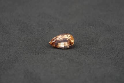 Topaze Impériale poire 2.87 cts