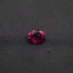 Grenat rhodolite, ovale, 2.4 cts