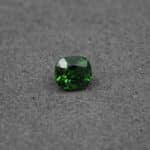 Grenat tsavorite, coussin, 1.61cts